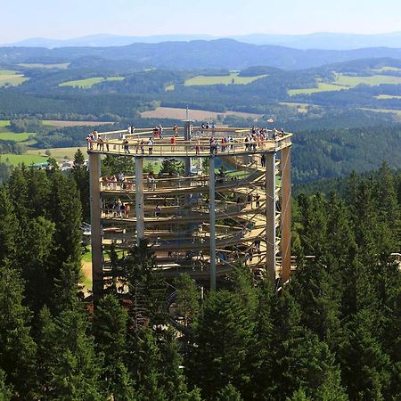 Hotel Novohradská Ceske Budejovice Esterno foto